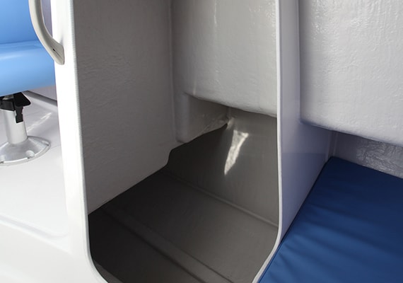 large-sized storage of the back of the port Navigator's seat side shelf.